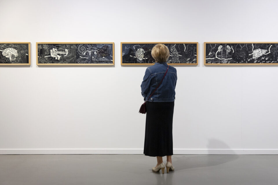Vue de salle exposition Kiki Smith entre chien et loup