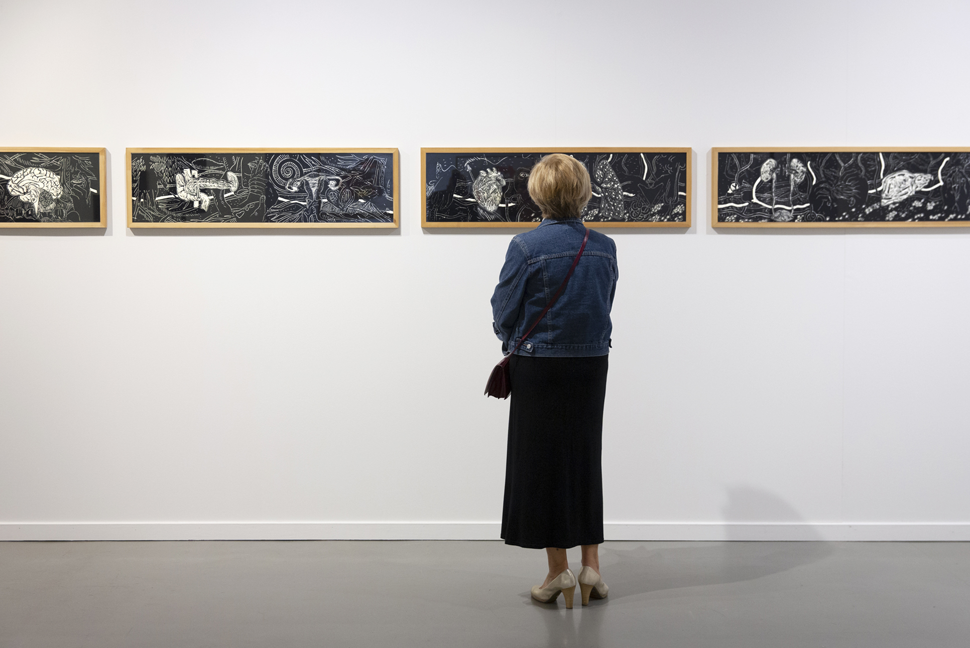 Vue de salle exposition Kiki Smith entre chien et loup